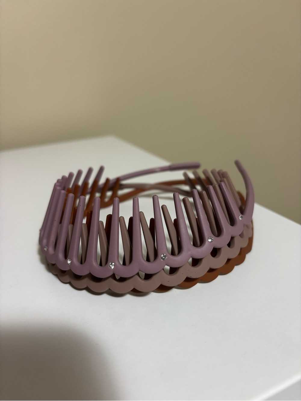 Rhinestone Accent Scalloped Double Comb Headband - Mauve Pink